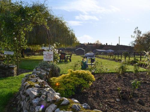 Foxley House | Pond Cottage - Ukc3736