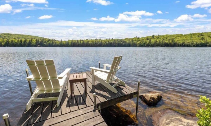 Union House | Pond Retreat: Beach, Kayak, Canoe, Deck, Firepit,