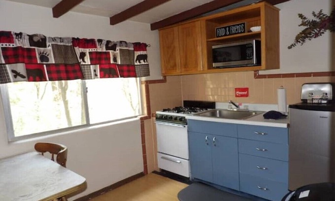 Ruidoso Cabin | Ponderosa Cabins 104 N Laurel cabin 17