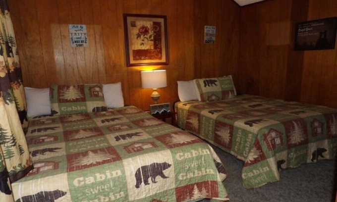 Ruidoso Cabin | Ponderosa cabins 104 N Laurel cabin 15
