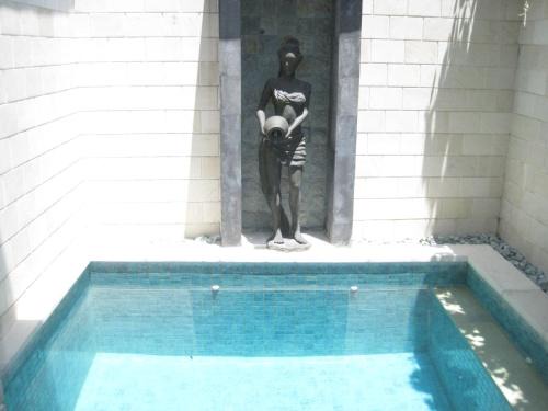Kuta House | Pondok Mirah