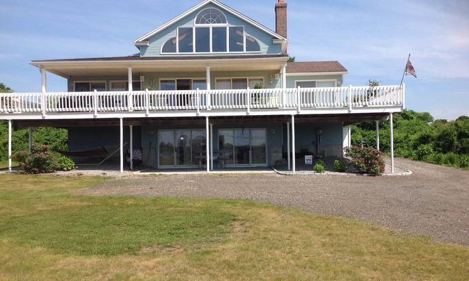 Charlestown House | Pondview-Sunday-Friday Rentals spacious beach home with great water views