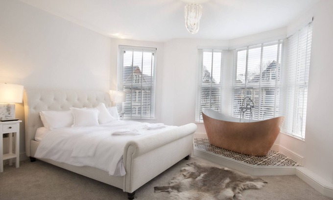 Riverside House | Pontcanna Townhouse FREE PARKING, Just 5 Mins Walk from Cardiff City Centre