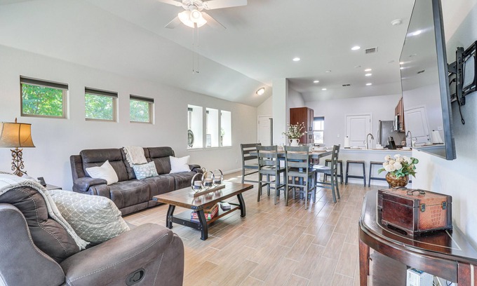 Kyle House | Pool Access + Private Yard: Family Home in Kyle!