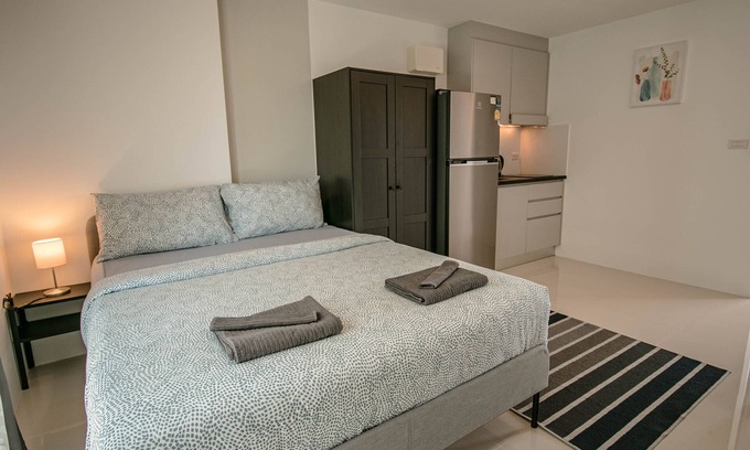 Kram Condo | Pool access Studio room, Wi-Fi w/garden, walking distrance to the beach