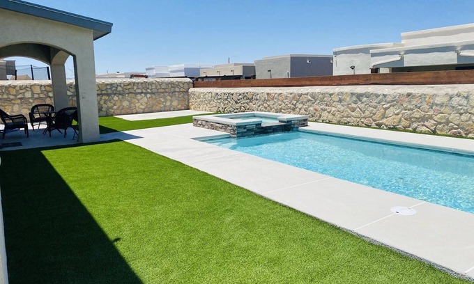 Biggs Field House | POOL and SPA! Modern New Home! Great Location! 4 bedroom