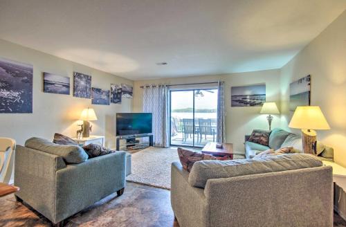 Lake Ozark Apartment | Pool Days and Water Fun Await Lake Ozark Escape!