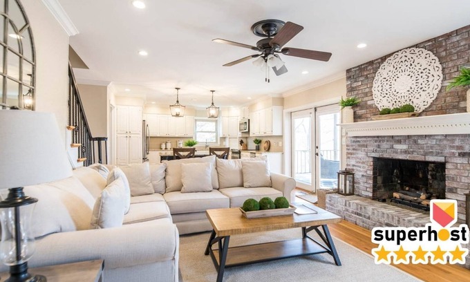 Lexington House | Pool | Hot Tub | Covered Porch | Patio | Game Room
