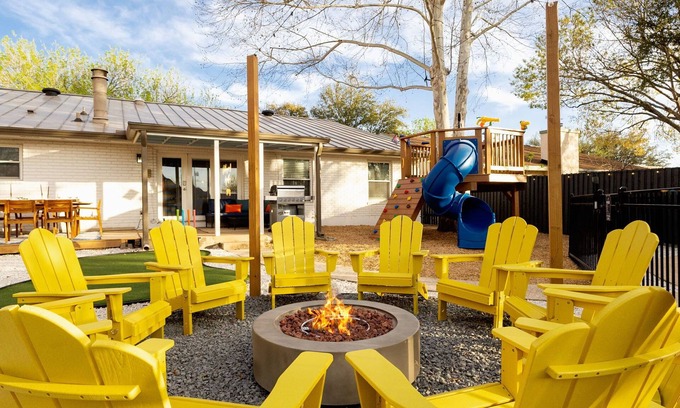 Lockhill Estates House | Pool-HotTub-FirePit-ThemedGameRm-PuttPutt-CustomKidsPlayground