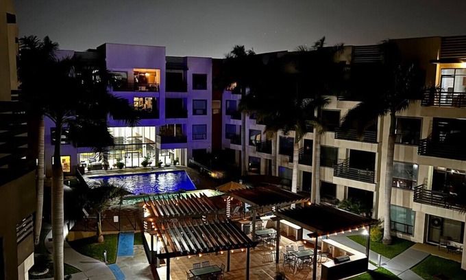 Mission Apartment | Pool & Jacuzzi Condo - Book Now!