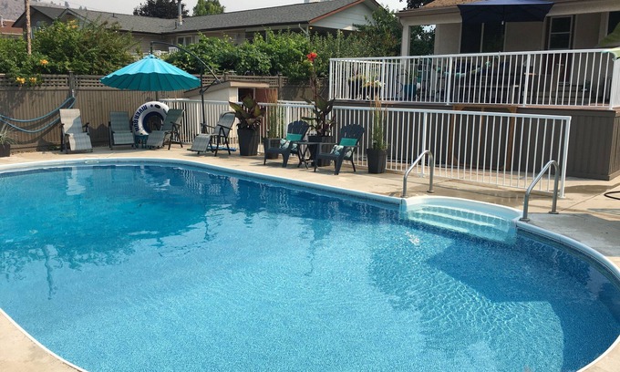 Okanagan-Similkameen House | Pool, King beds, Large Deck!