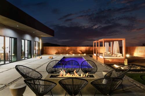 Joshua Tree House | Pool-Spa -DayBeds- Firepit-Golf