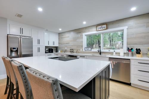 Inverness Highlands South House | Pool Table, 4 Mi to Lake Inverness Getaway!