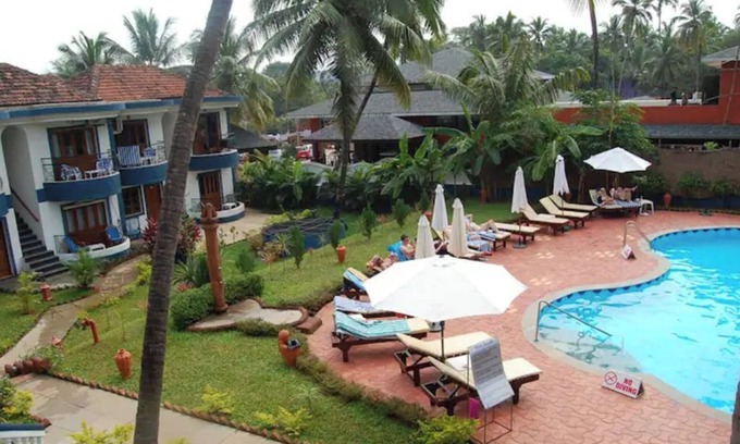 Sinquerim Apartment | Pool View Studio Apt in Santana Beach Resort