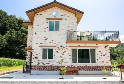 Gapyeong House | Poolip Family House