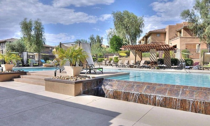 North Scottsdale Condo | Poolside Clubhouse Gated Resort Condo at Grayhawk