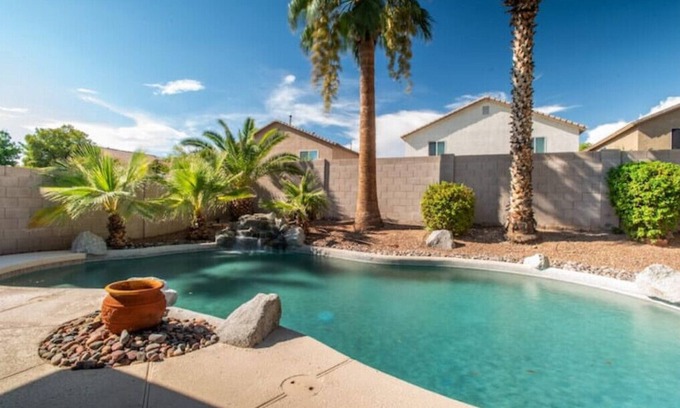 Terramar House | Poolside Paradise Terramar Family Safe Retreat Beautiful Northwest Peoria