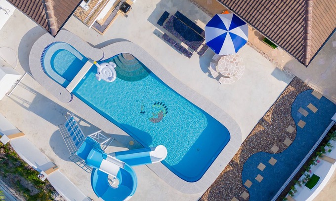 Hua Hin Villa | Poolvilla huahinn 7 Minutes to the beach.4 bedrooms, 3 bathrooms