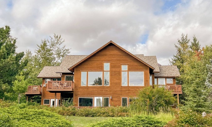 Lutsen Condo | Poplar River Condos 584-586 - Lake Superior - Lutsen, MN