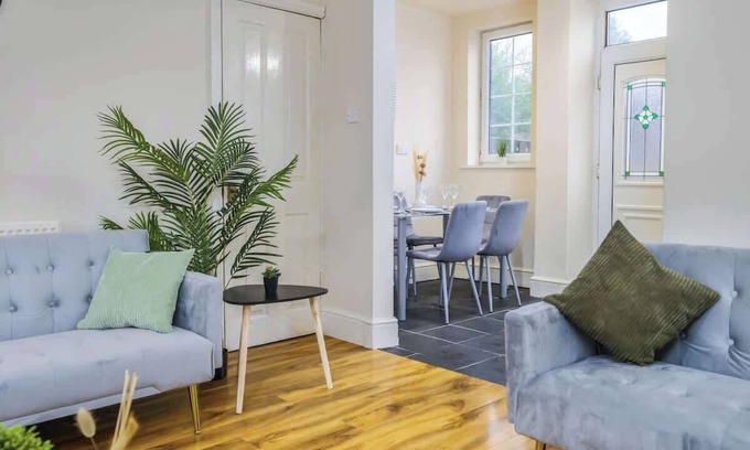 Sheffield House | Poppy House 3Bed in Sheffield