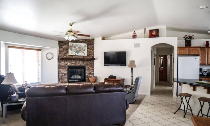 Yavapai Hills House | Poppy House: Charming Prescott Getaway ~ Mtn Views