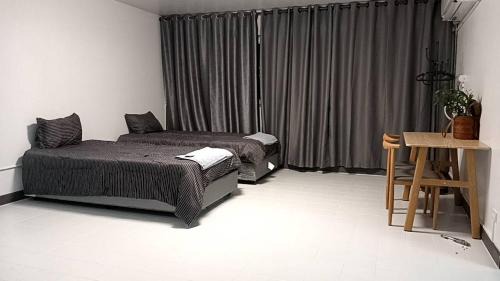 Ban Mai Apartment | Popular Muang Thong Thani Condo, Building T9, Floor 8, Room 13