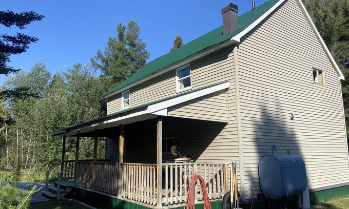 De Tour Village House | Porcupine Cabin - enjoy all your outdoor activities