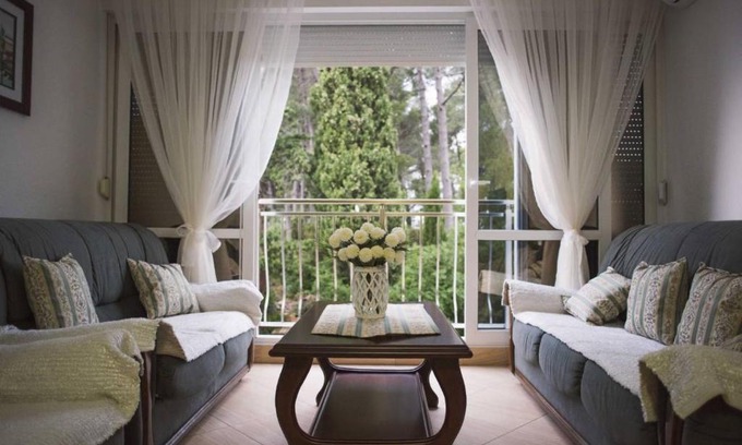 Sveti Stefan Apartment | Porodični