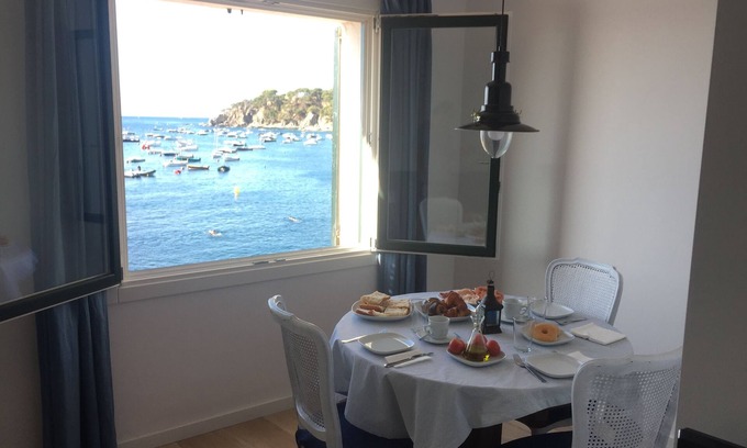 Calella de Palafrugell Apartment | Port bo's treasure