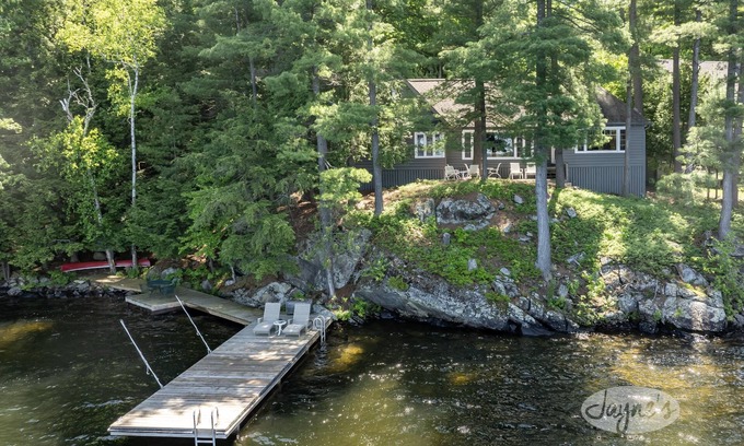 Port Carling Cottage | Port Carling! On Rosseau 4 bdrm, 2 bath! Sunsets! New Dock!
