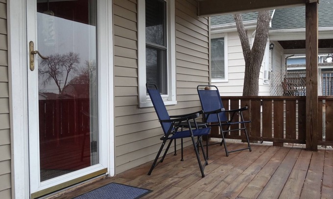 Port Huron House | Port Huron Lighthouse Beach Bungalow