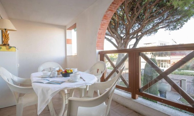 Frejus Plage Apartment | Port Quiétude by Interhome