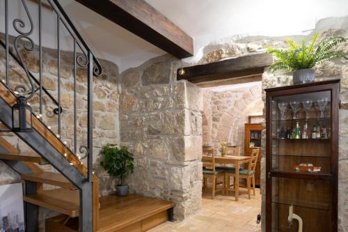Castro dei Volsci House | Porta della Valle Casa Vacanze