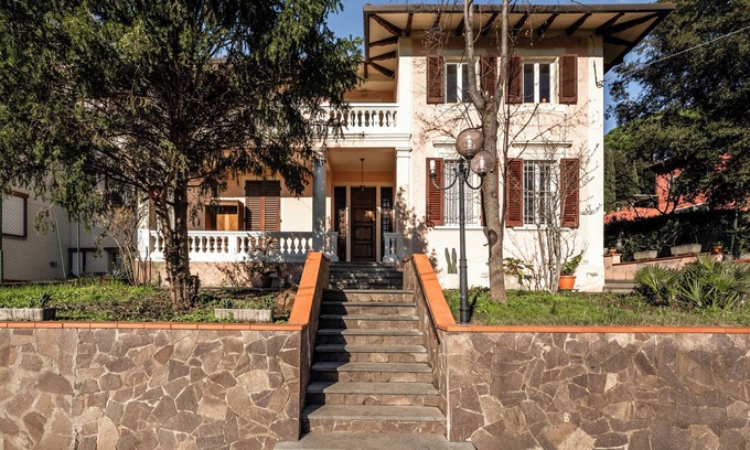 Margine Coperta-Traversagna House | Portion of the Villa 'Bramarosa' with view of the Tuscan hills, Private Terrace and Wi-Fi