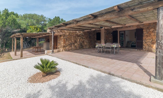 Capo d'Orso Villa | Porto Mannu Villa 4a with Private Terrace, Private Garden and Air Conditioning