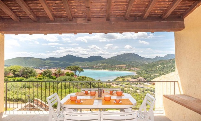 Golfo di Marinella Apartment | Porto Rortondo Roomy Apartment with Terrace!