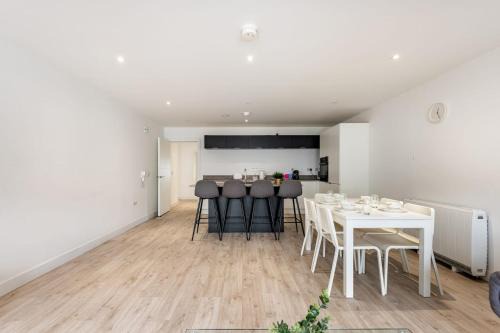 Isle of Luing Apartment | Portrush Family Stay By The Beach