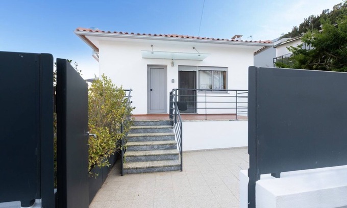 Viana do Castelo House | Portugal Active Encosta House