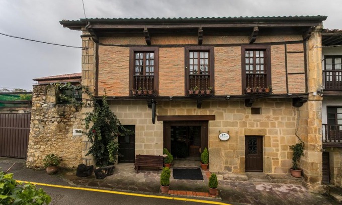 Santillana del Mar House | Posada de la Abadia - Adults Only