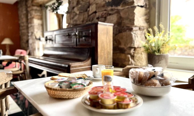 Reinosa Hotel | Posada Villa Rosa