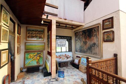 Yogyakarta House | Posnya Seni Godod Art Gallery & Homestay