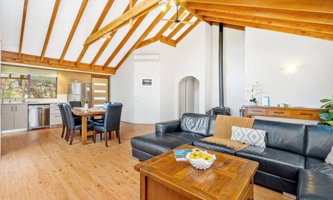 Quedjinup House | Possum Cottage - bush hideaway