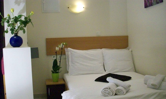Daratsos Apartment | Posto Studio 5 Chania Crete 100 m from the beach