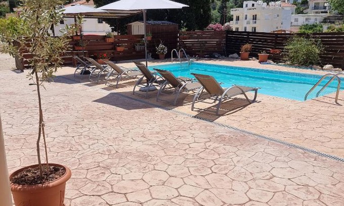 Steni House | Potamos Private Suites