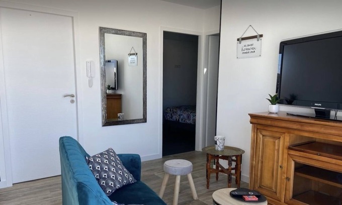LʼAiguillon-sur-Mer Apartment | Pour 4 Pers Plein Soleil, Gd Terrasse sur Toiture