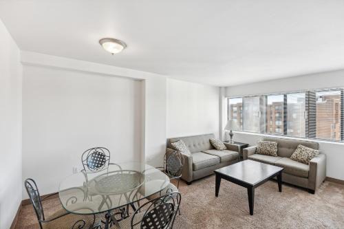 Downtown Harrisburg Apartment | Pp 1114 Beautiful Professional 1br Apt, Pool