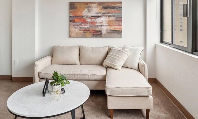 Downtown Harrisburg Apartment | PP 2107 Beautiful 1Br Apartment I Free Parking