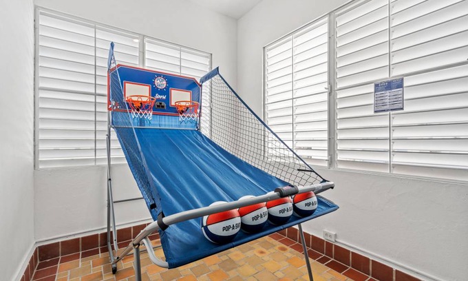 Sagrado Corazon Apartment | 372 m² Apartment ∙ 3 bedrooms ∙ 16 guests