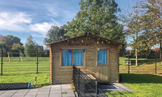 Tzummarum House | Practically furnished cottage in Tzummarum.