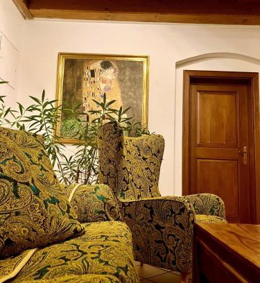 Mala Strana Apartment | Prague Romantic Apartment near Charles Bridge